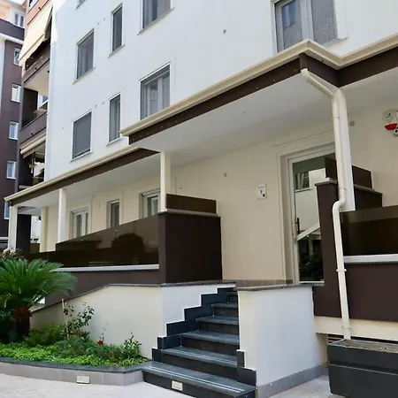 Casa Fra アパート *