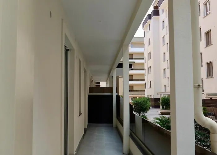 Casa Fra アパート